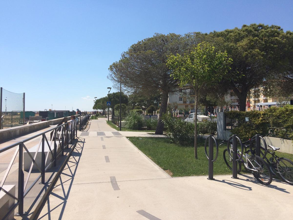 Condominio Auriga Bibione Exterior photo